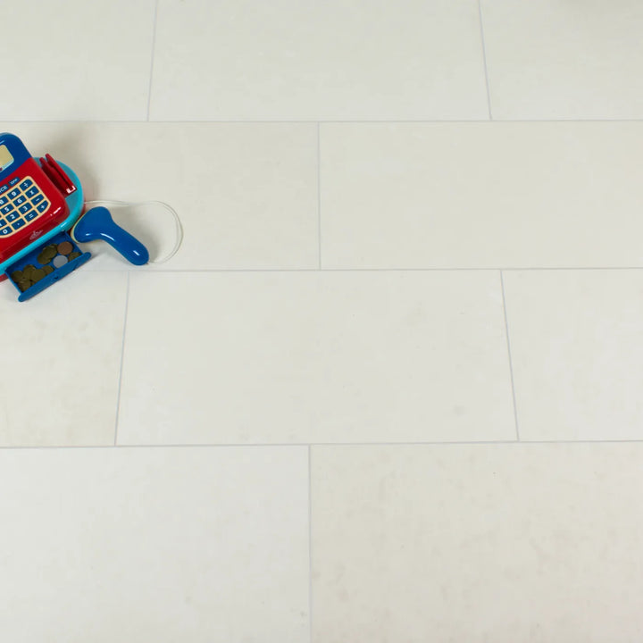 Antalya Cream Limestone Tile - Honed tile image