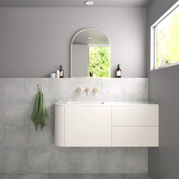 Form Ice Plain Porcelain Tile tile image