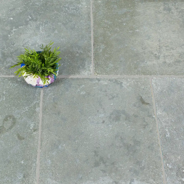 Irvine Grey Limestone Tile tile image